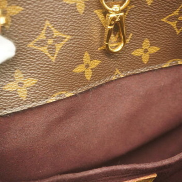 Louis Vuitton Monogram Montaigne MM Shoulder Bag - Picture 11 of 14